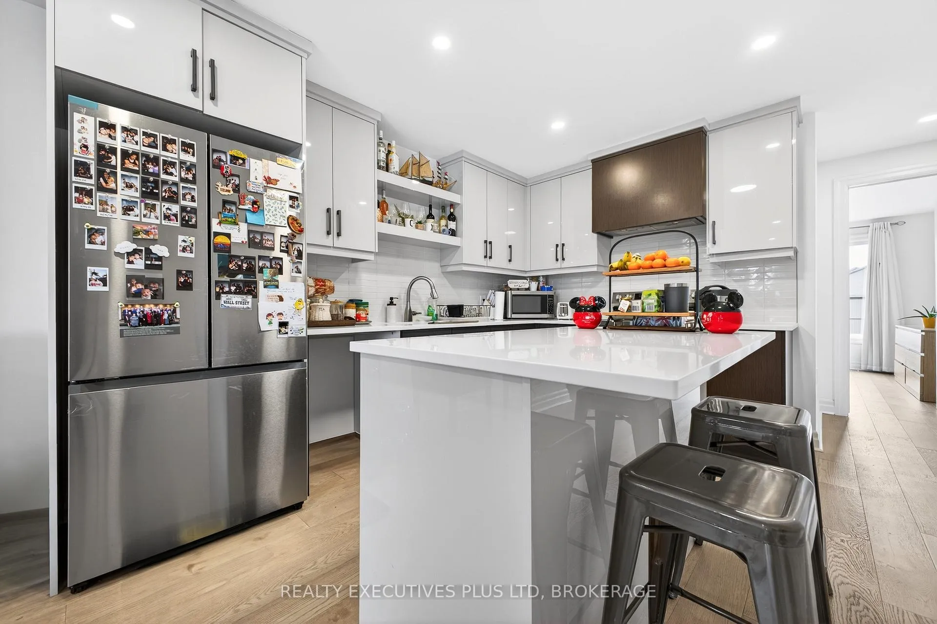 Photo 19 of 7446 Parkside Road, Niagara Falls, Brown — HOMEH
