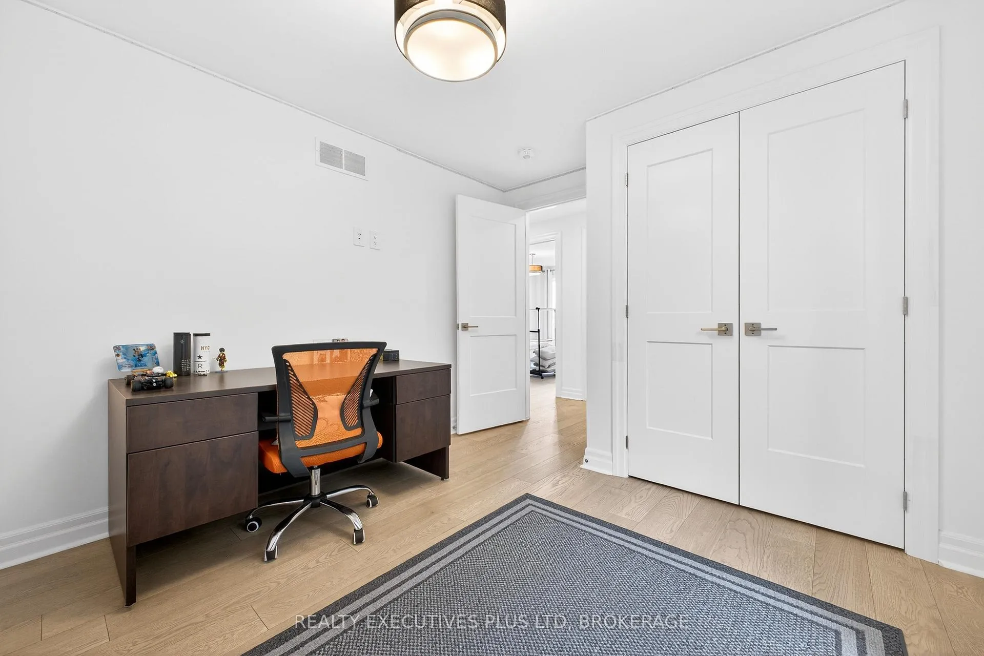 Photo 28 of 7446 Parkside Road, Niagara Falls, Brown — HOMEH