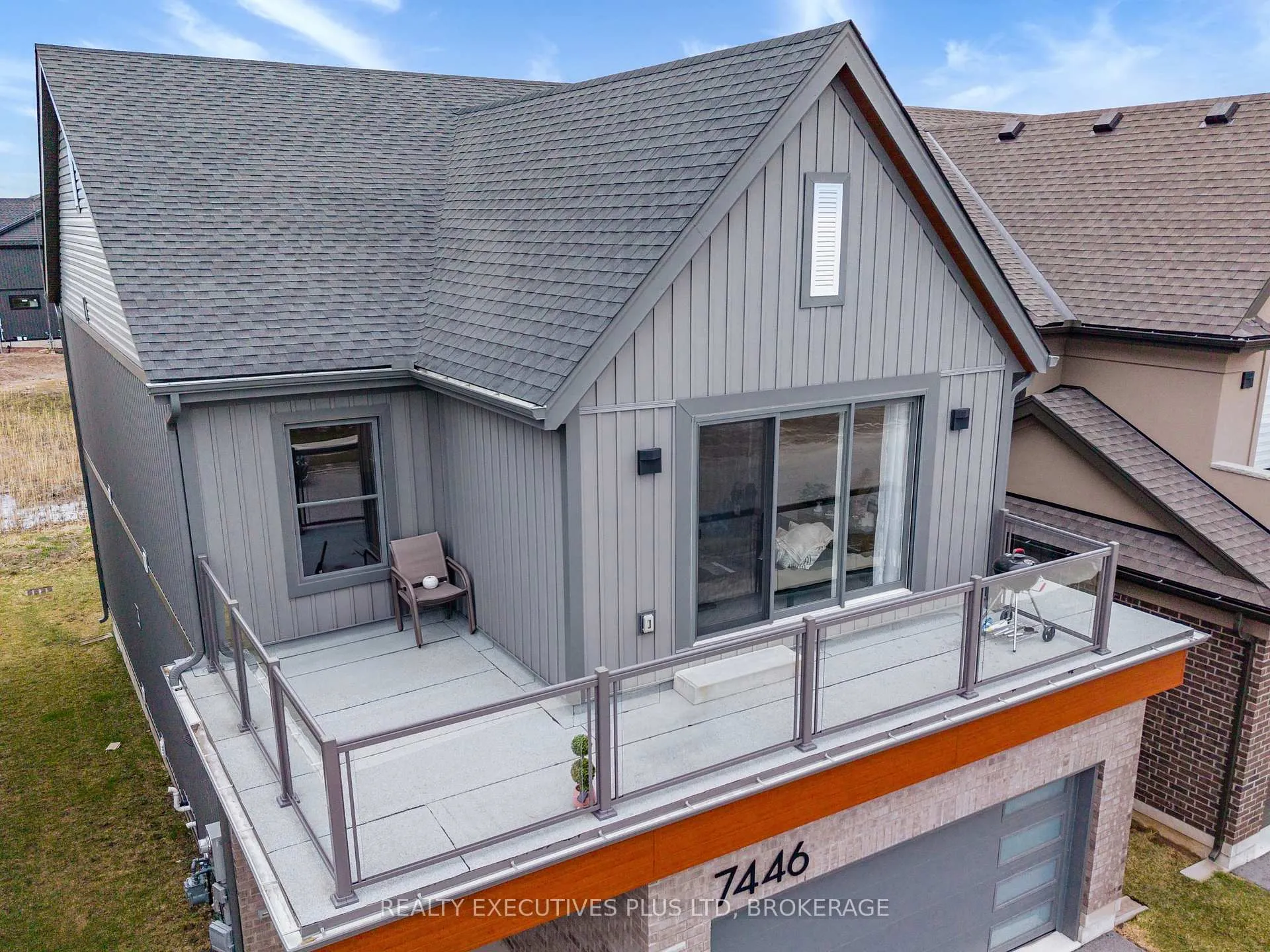 Photo 38 of 7446 Parkside Road, Niagara Falls, Brown — HOMEH