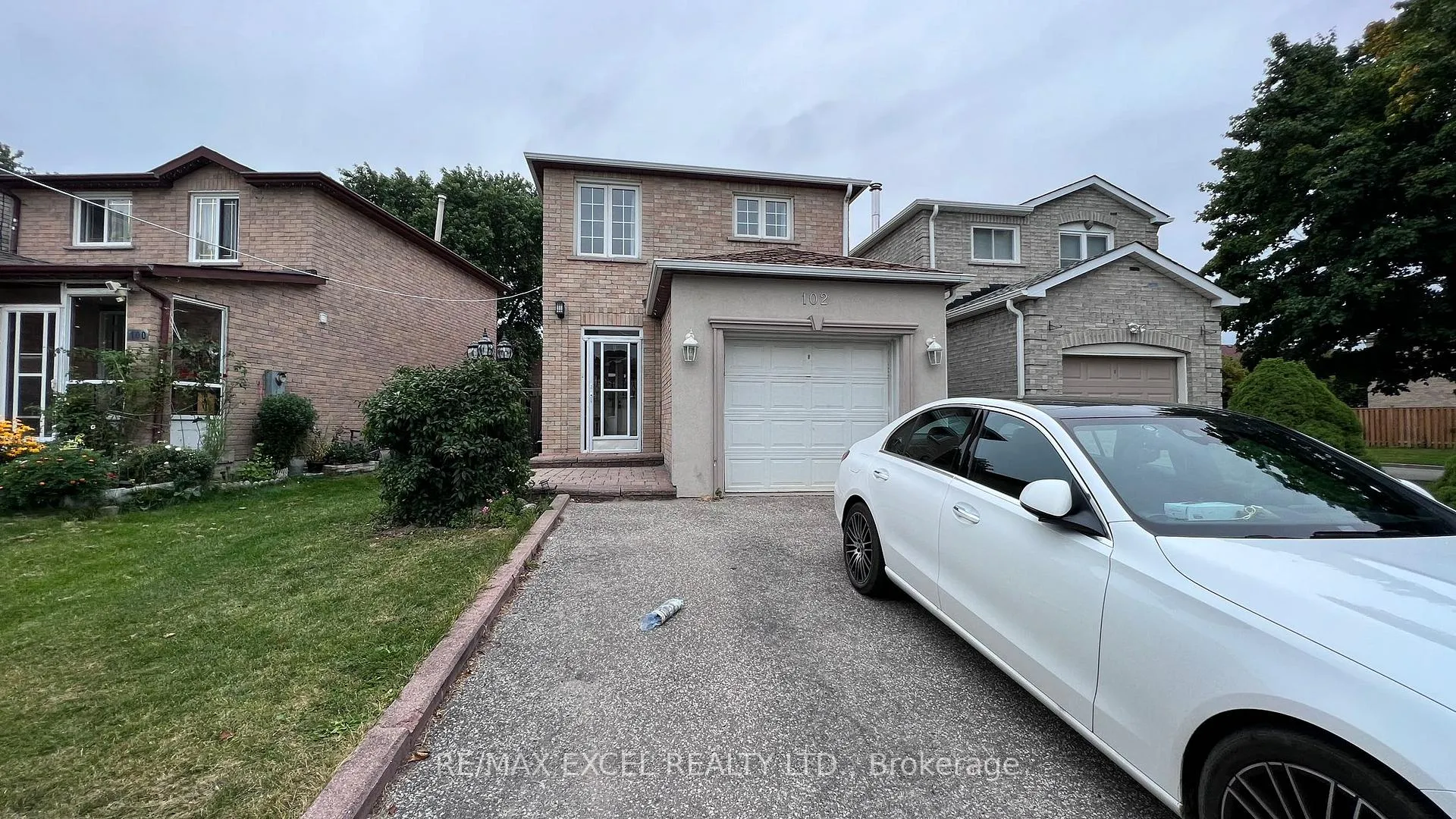 Photo 1 of Unit Upper, 102 Galbraith Crescent, Markham, Milliken Mills East — HOMEH