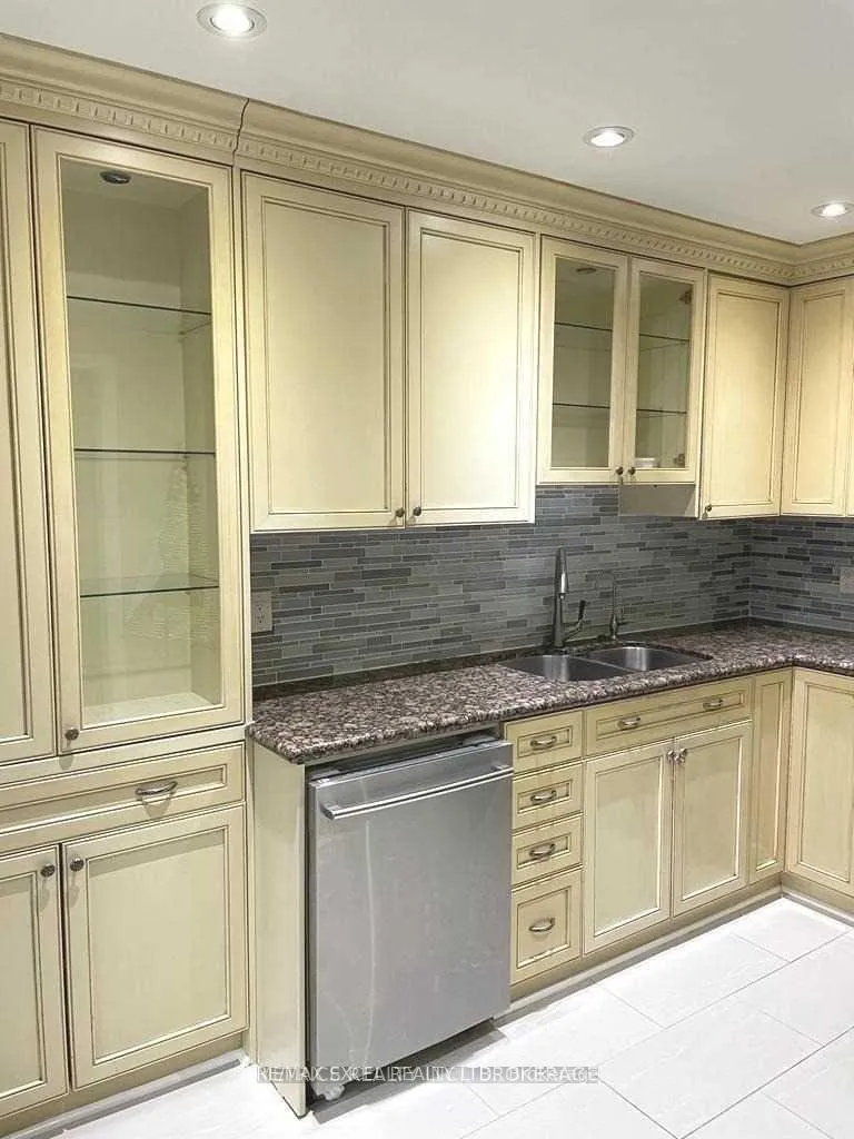 Photo 3 of Unit Upper, 102 Galbraith Crescent, Markham, Milliken Mills East — HOMEH