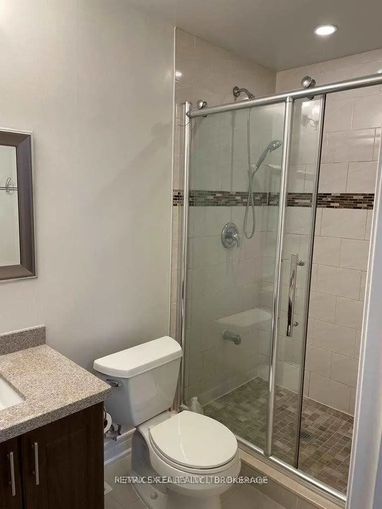 Photo 11 of Unit Upper, 102 Galbraith Crescent, Markham, Milliken Mills East — HOMEH