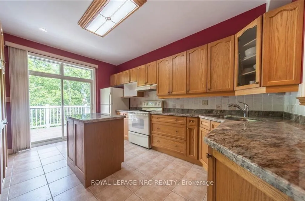 Photo 6 of Unit 25, 174 Martindale Road, St. Catharines, Grapeview — HOMEH