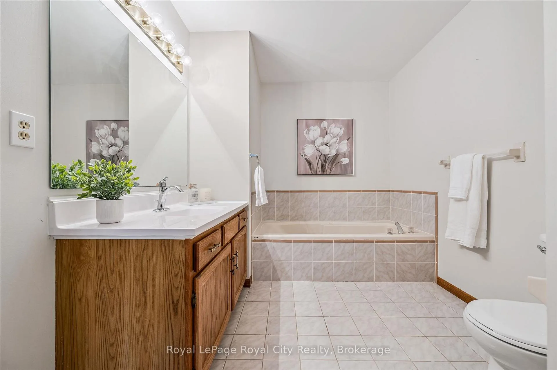 Photo 37 of Unit 206, 4 Albert Street, Cambridge — HOMEH