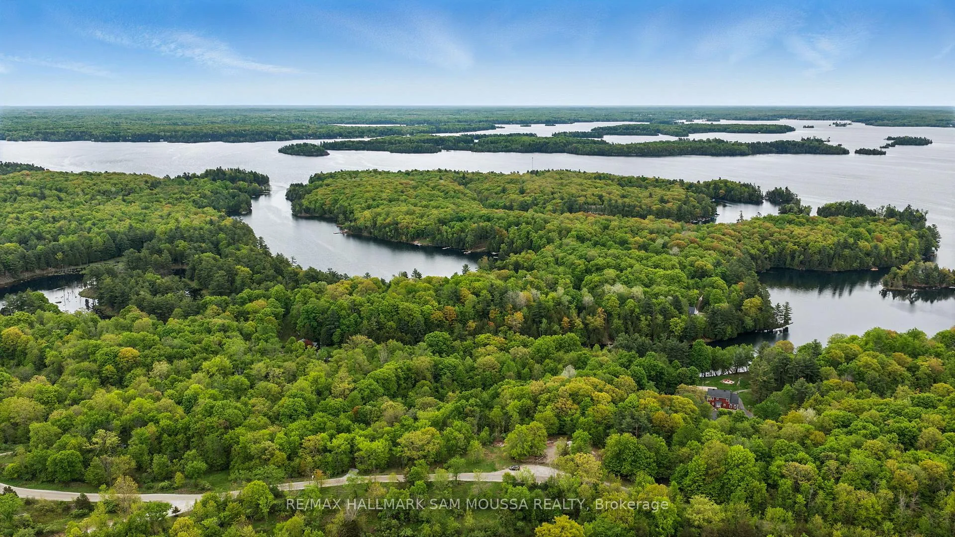 Photo 2 of 525 Miner's Point Drive, Tay Valley, Bathurst/Burgess & Sherbrooke (North Burgess) Twp — HOMEH