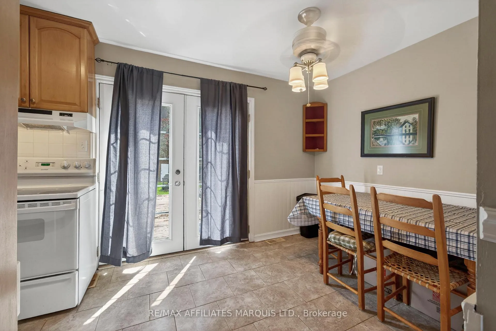 Photo 9 of 2122 Tollgate Road W, Cornwall — HOMEH