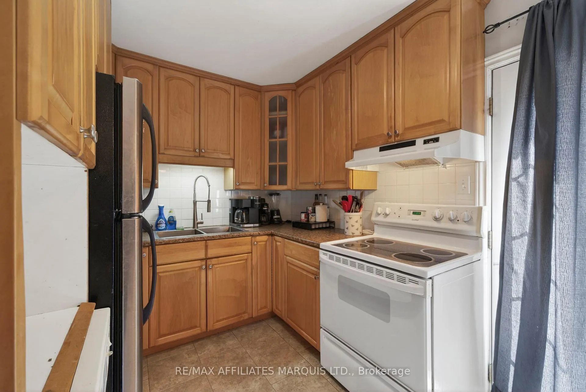 Photo 13 of 2122 Tollgate Road W, Cornwall — HOMEH