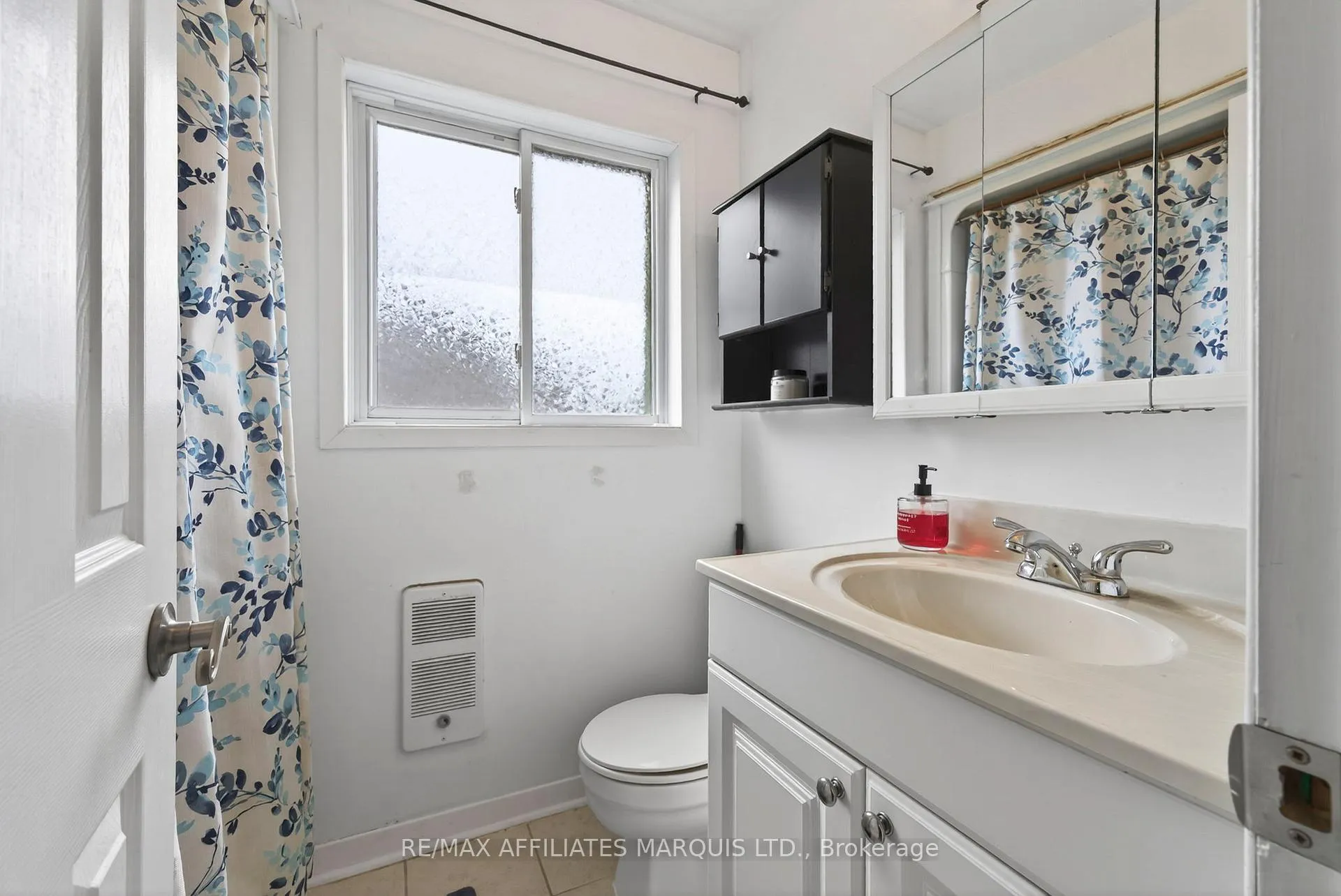 Photo 20 of 2122 Tollgate Road W, Cornwall — HOMEH