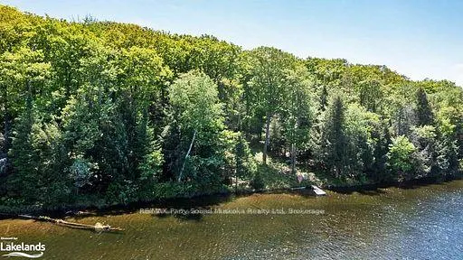Photo 32 of 60 Hawksview Lane, Seguin — HOMEH