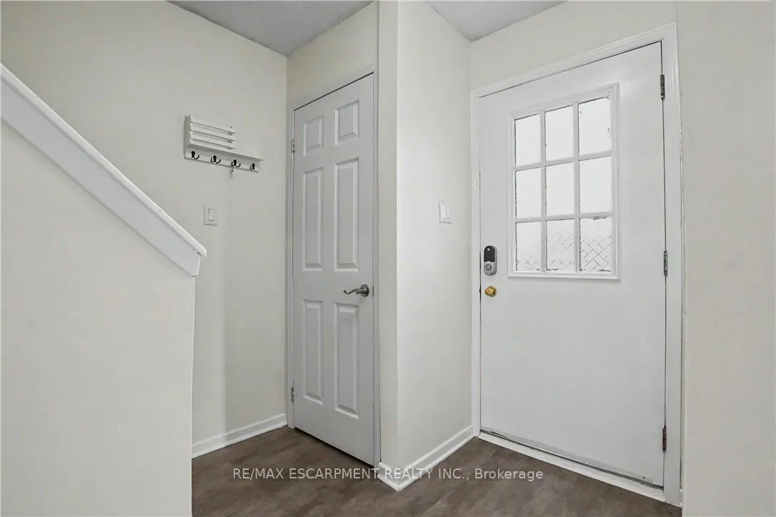 Photo 8 of Unit 15, 1190 Upper Ottawa Street, Hamilton, Quinndale — HOMEH