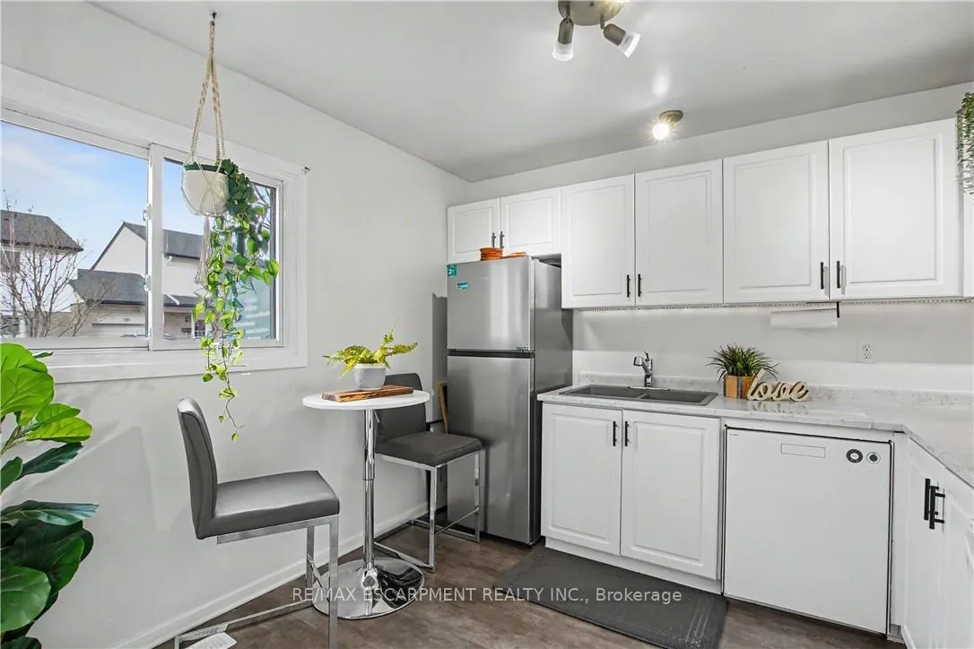Photo 9 of Unit 15, 1190 Upper Ottawa Street, Hamilton, Quinndale — HOMEH