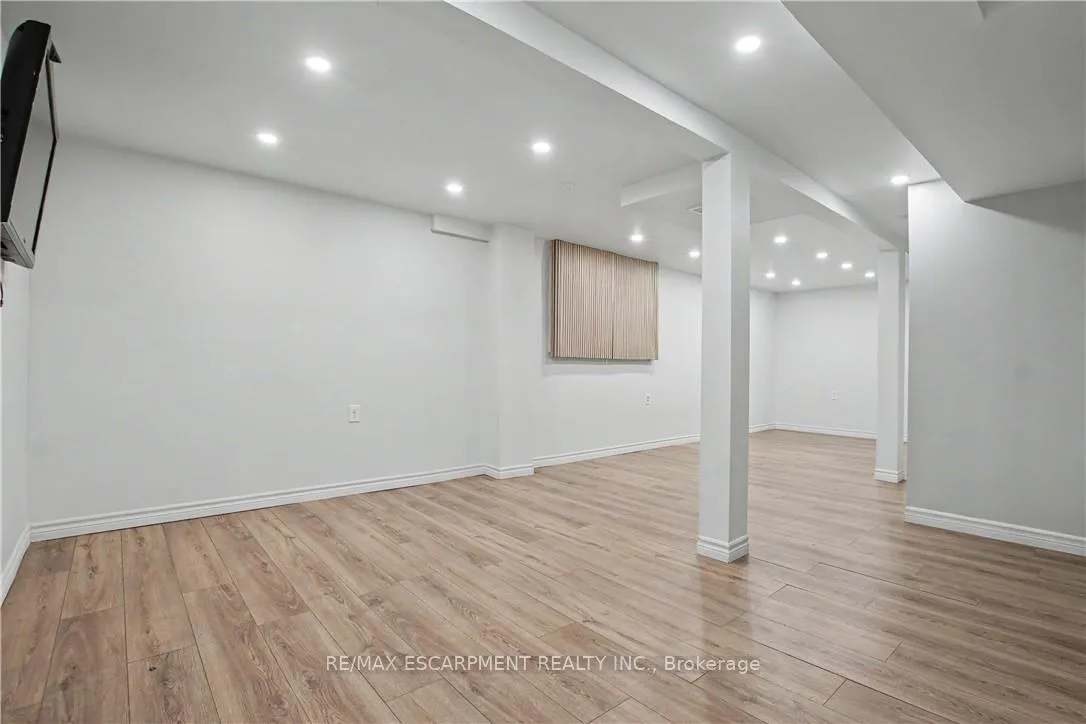 Photo 26 of Unit 15, 1190 Upper Ottawa Street, Hamilton, Quinndale — HOMEH