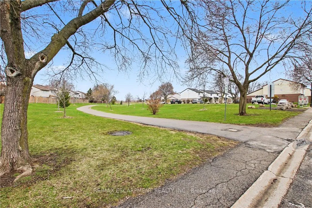 Photo 36 of Unit 15, 1190 Upper Ottawa Street, Hamilton, Quinndale — HOMEH