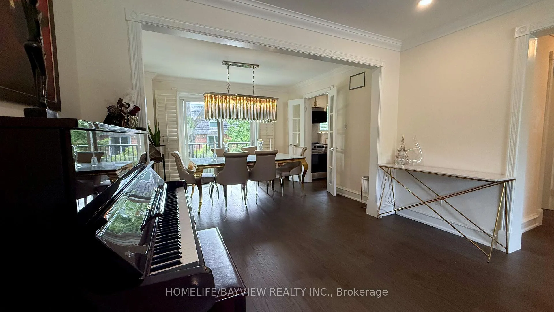 Photo 10 of 85 Crimson Millway, North York, St. Andrew-Windfields — HOMEH