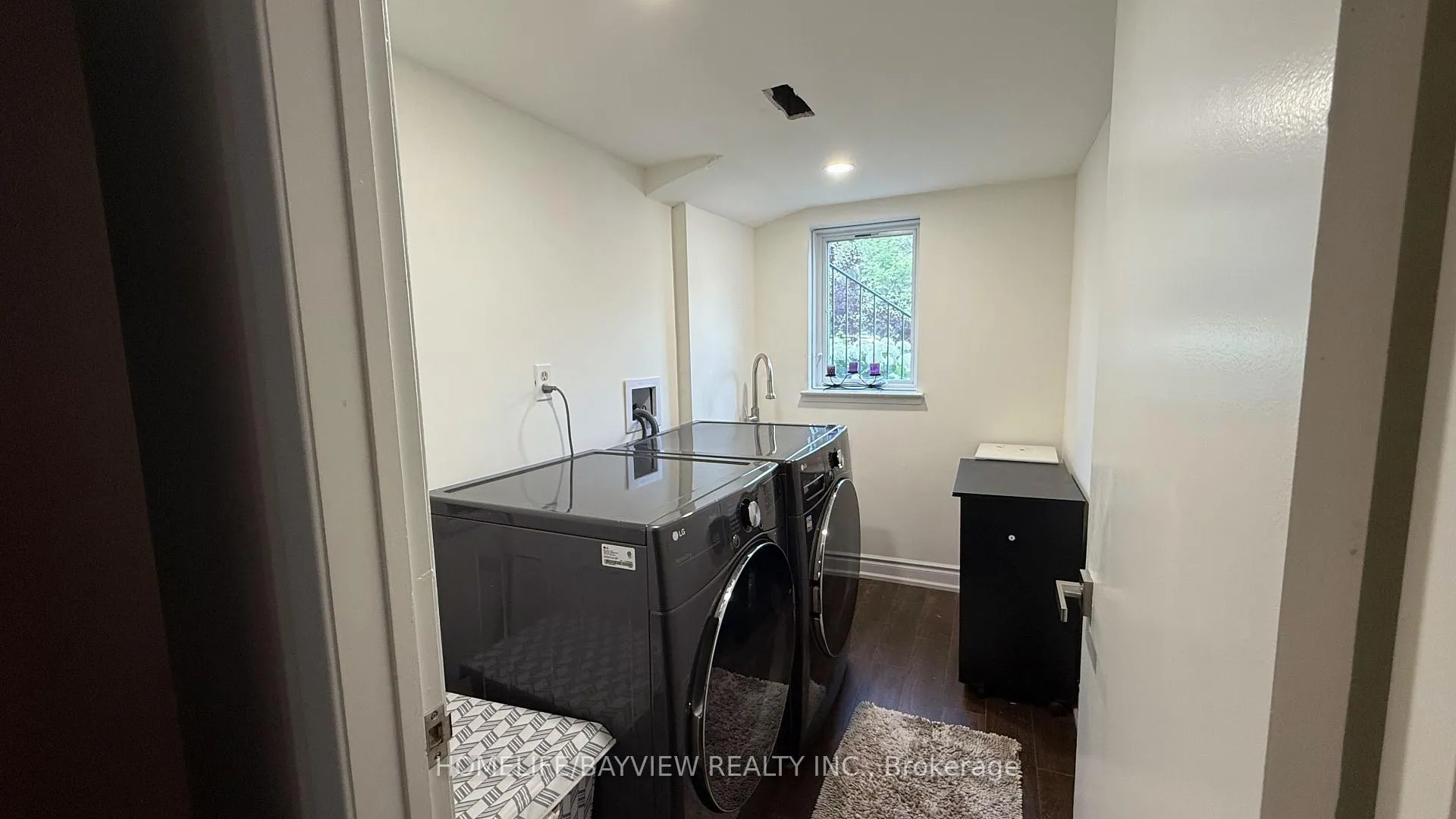 Photo 32 of 85 Crimson Millway, North York, St. Andrew-Windfields — HOMEH