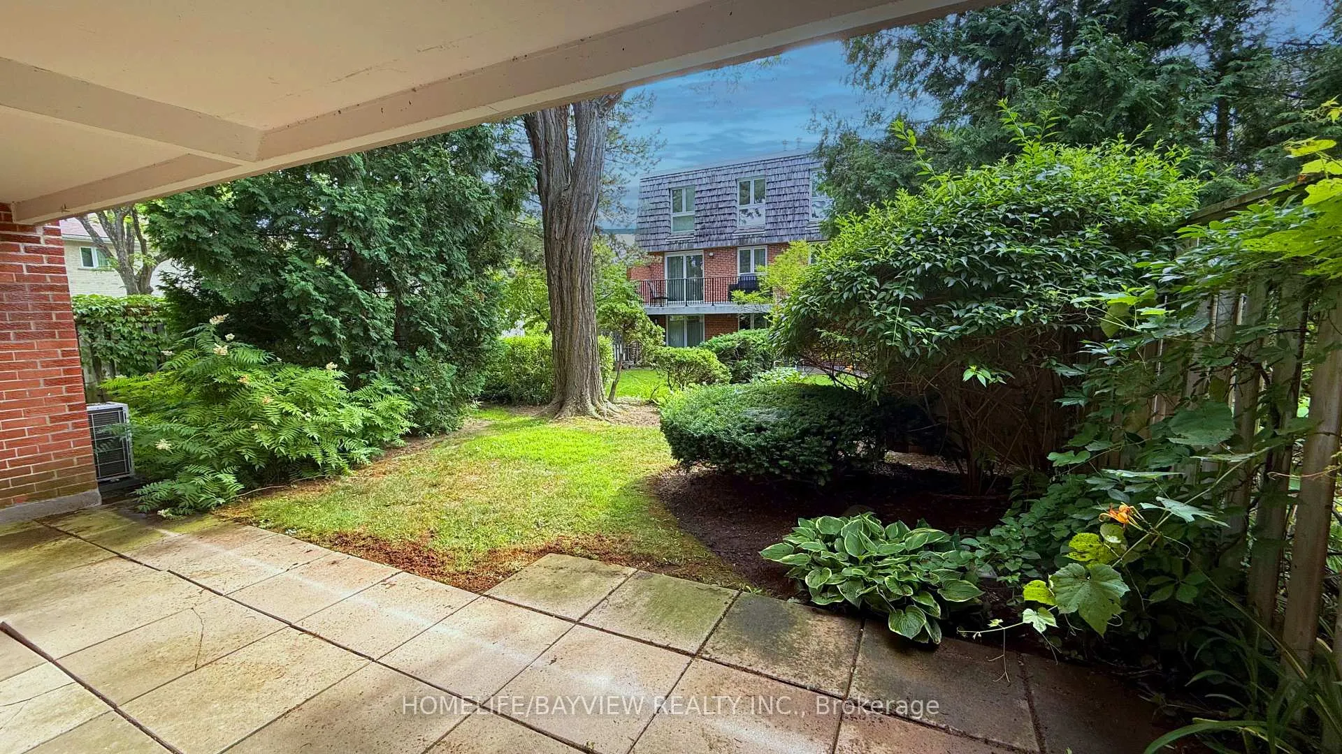 Photo 33 of 85 Crimson Millway, North York, St. Andrew-Windfields — HOMEH