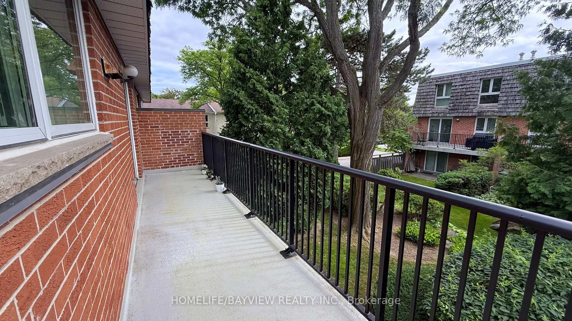 Photo 37 of 85 Crimson Millway, North York, St. Andrew-Windfields — HOMEH