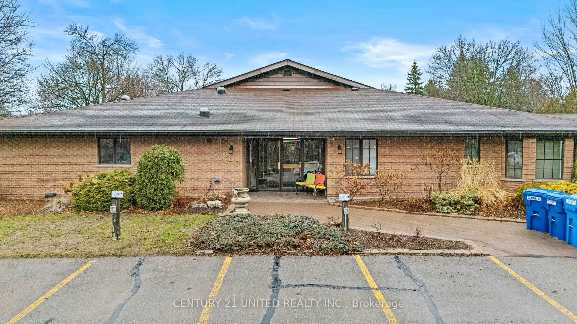 Photo 2 of Unit 3, 660 Whitaker Street, Peterborough, Ashburnham Ward 4 — HOMEH