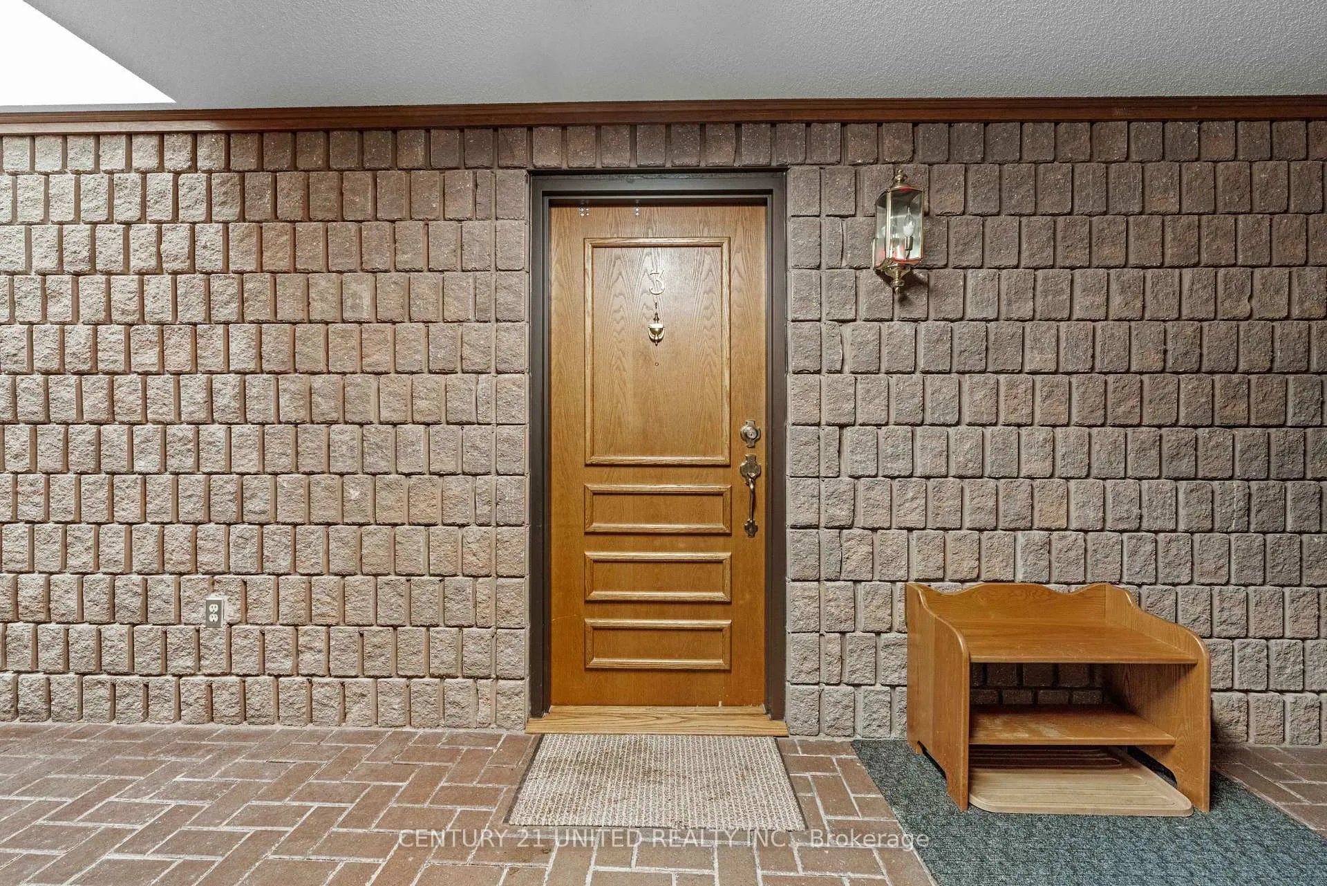 Photo 5 of Unit 3, 660 Whitaker Street, Peterborough, Ashburnham Ward 4 — HOMEH