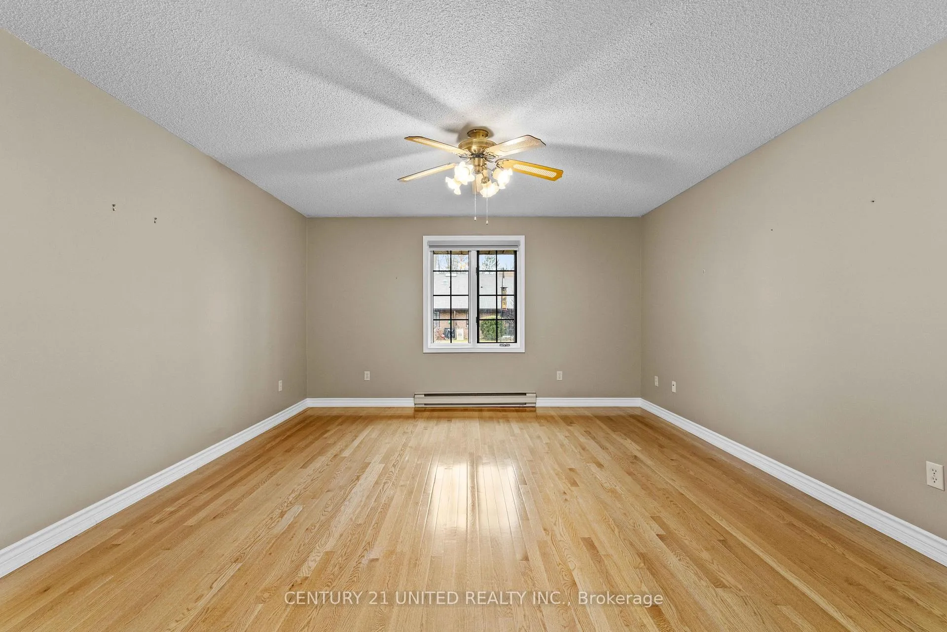 Photo 29 of Unit 3, 660 Whitaker Street, Peterborough, Ashburnham Ward 4 — HOMEH