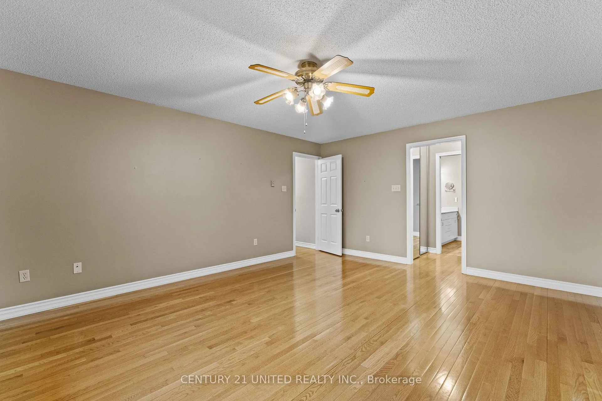 Photo 31 of Unit 3, 660 Whitaker Street, Peterborough, Ashburnham Ward 4 — HOMEH