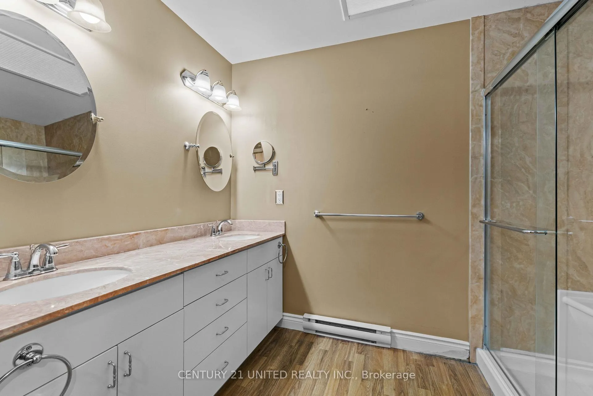 Photo 33 of Unit 3, 660 Whitaker Street, Peterborough, Ashburnham Ward 4 — HOMEH