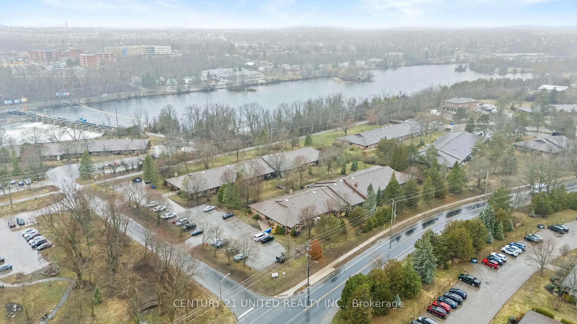 Photo 40 of Unit 3, 660 Whitaker Street, Peterborough, Ashburnham Ward 4 — HOMEH