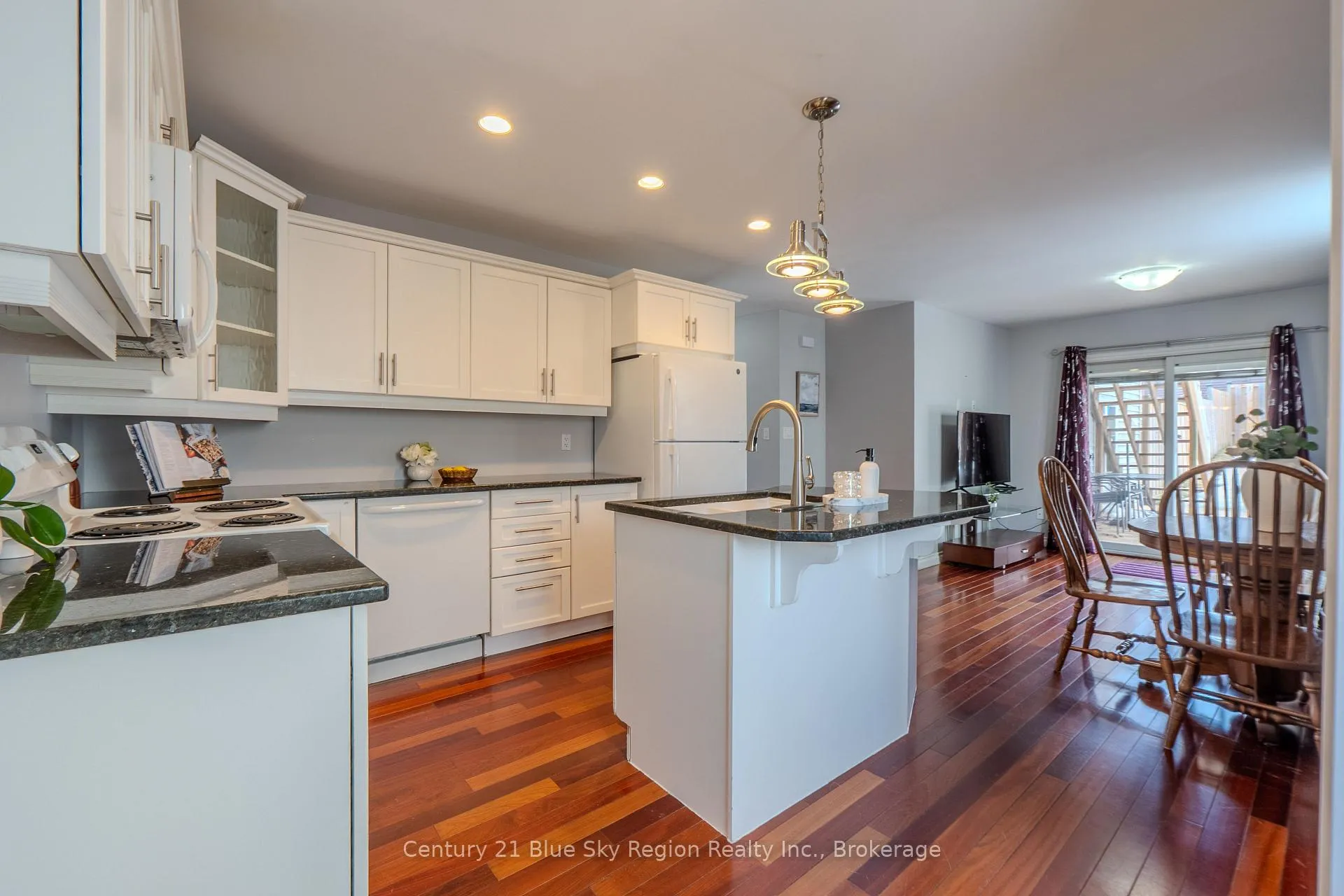Photo 28 of 85 Shallot Crescent, North Bay, Birchaven — HOMEH