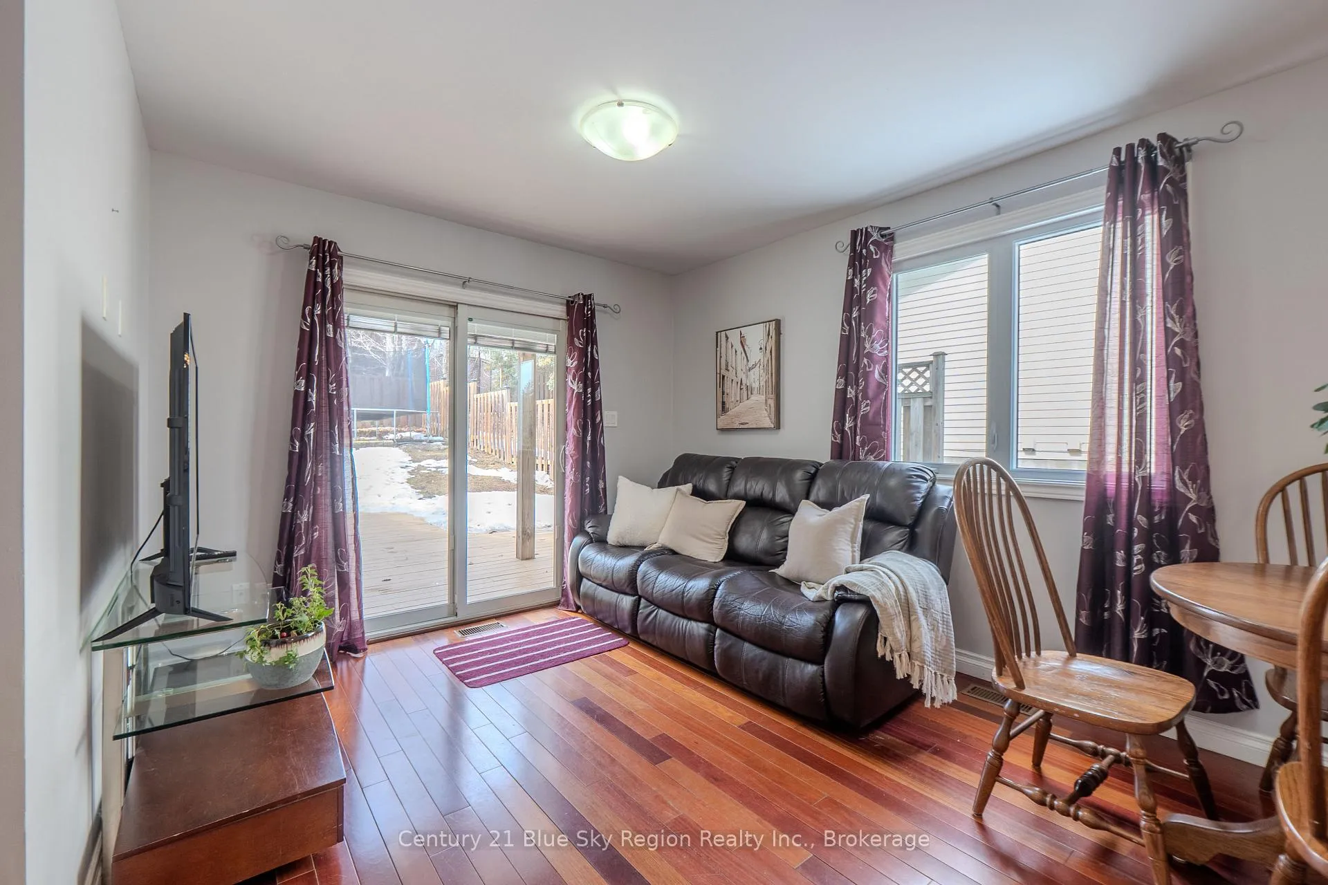 Photo 32 of 85 Shallot Crescent, North Bay, Birchaven — HOMEH