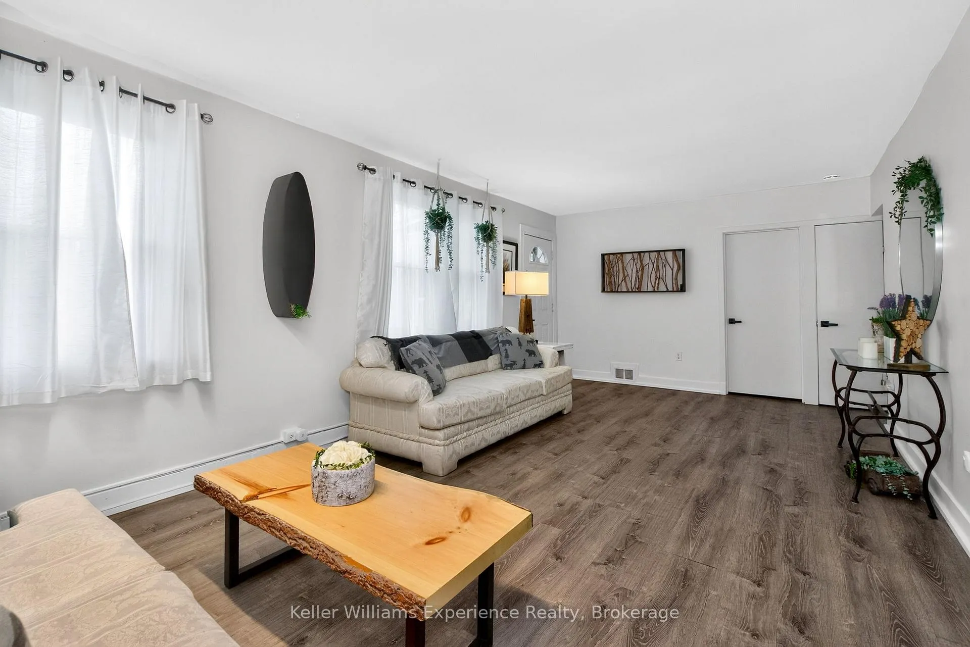 Photo 13 of 556 Johnson Street, Midland — HOMEH
