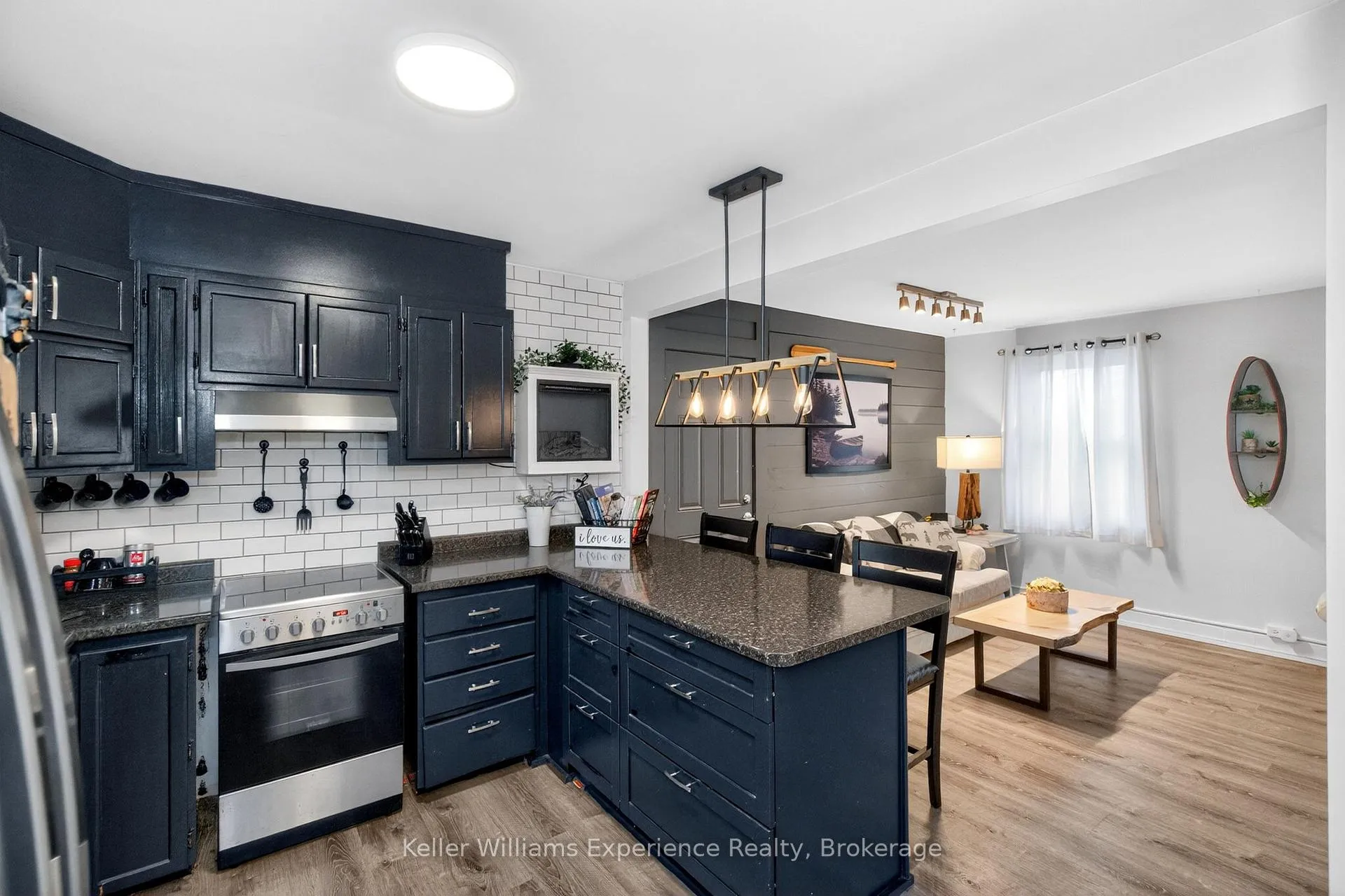 Photo 18 of 556 Johnson Street, Midland — HOMEH