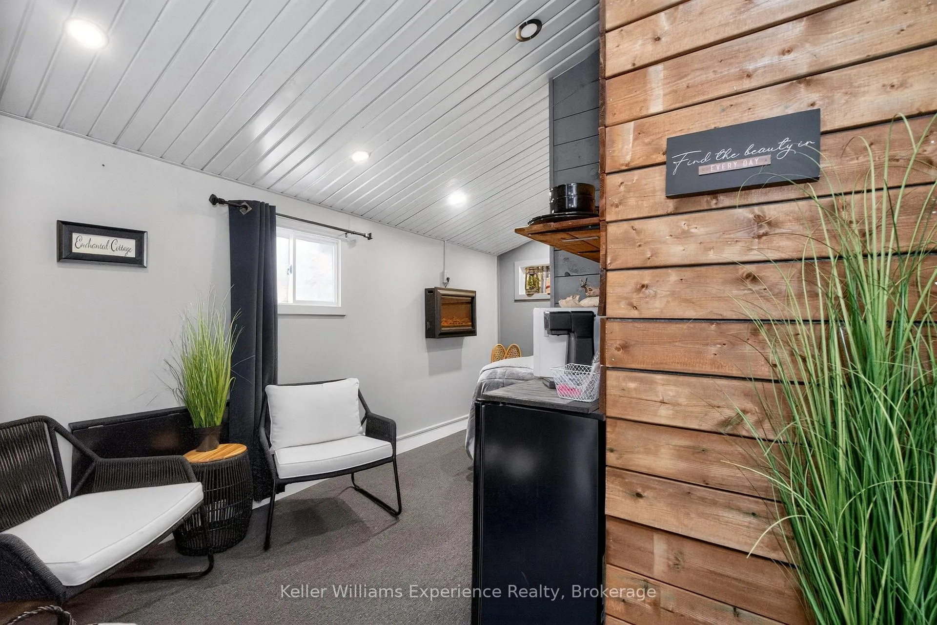 Photo 27 of 556 Johnson Street, Midland — HOMEH