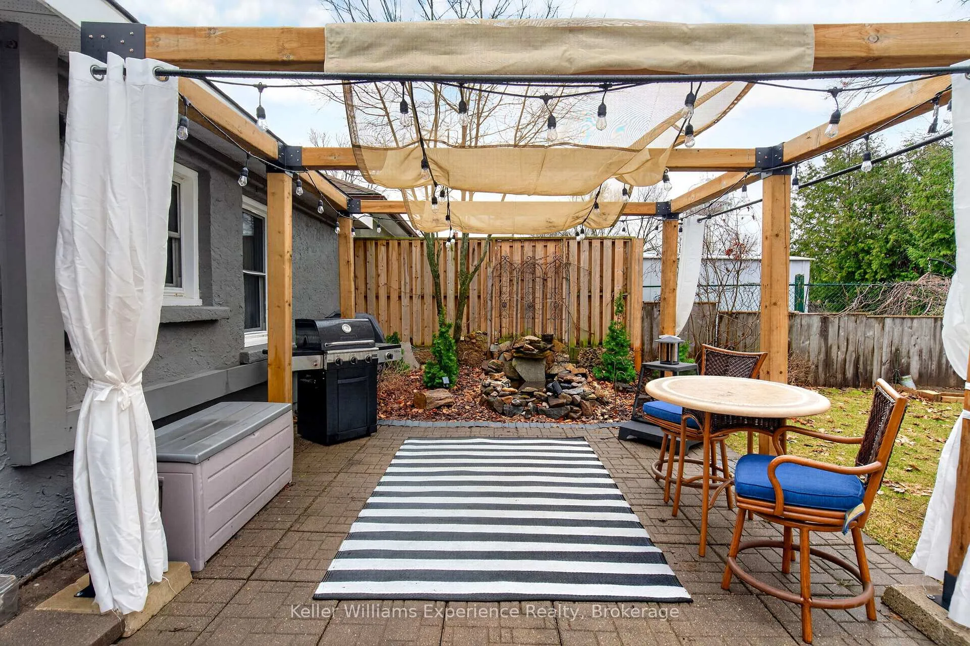 Photo 33 of 556 Johnson Street, Midland — HOMEH