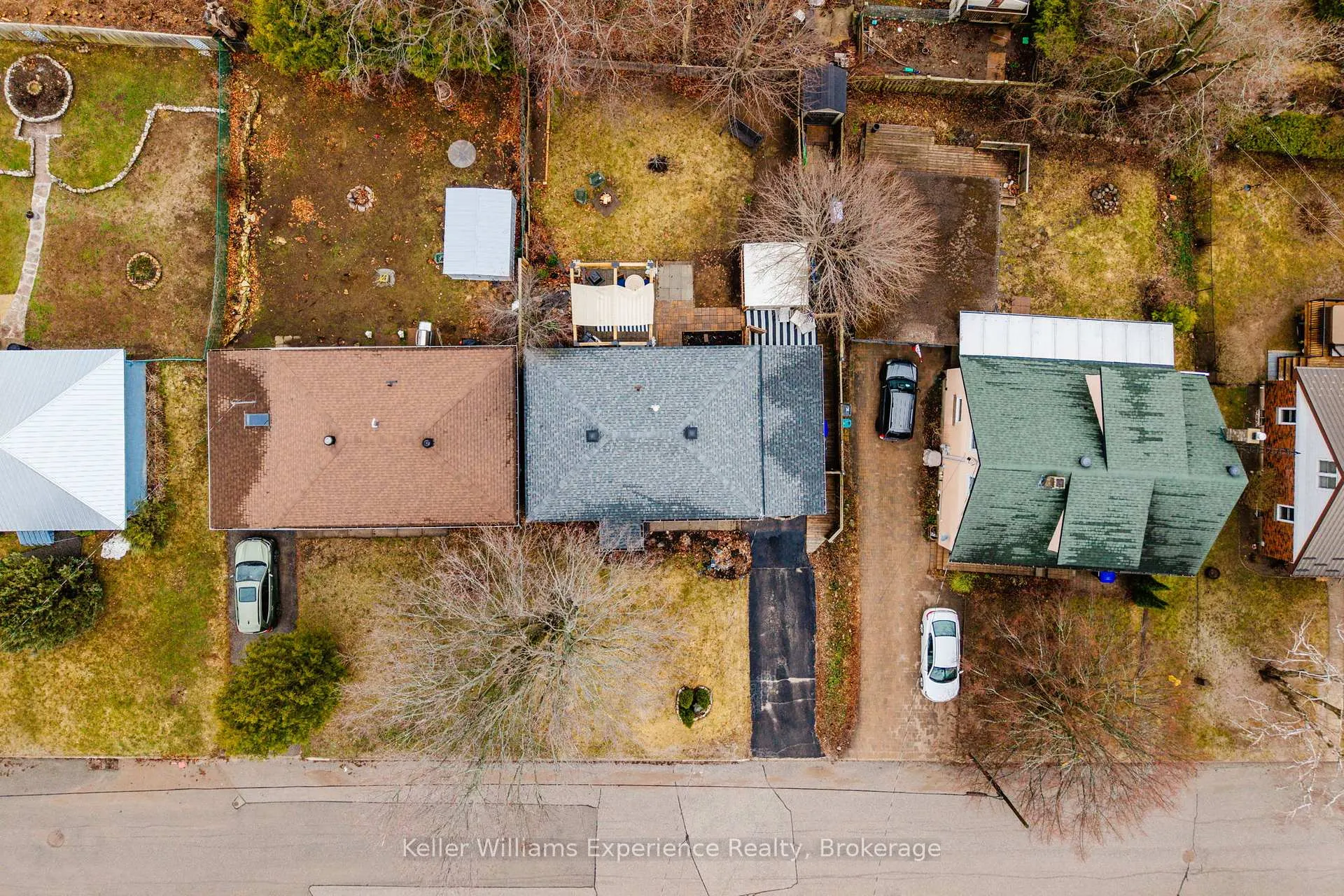Photo 44 of 556 Johnson Street, Midland — HOMEH