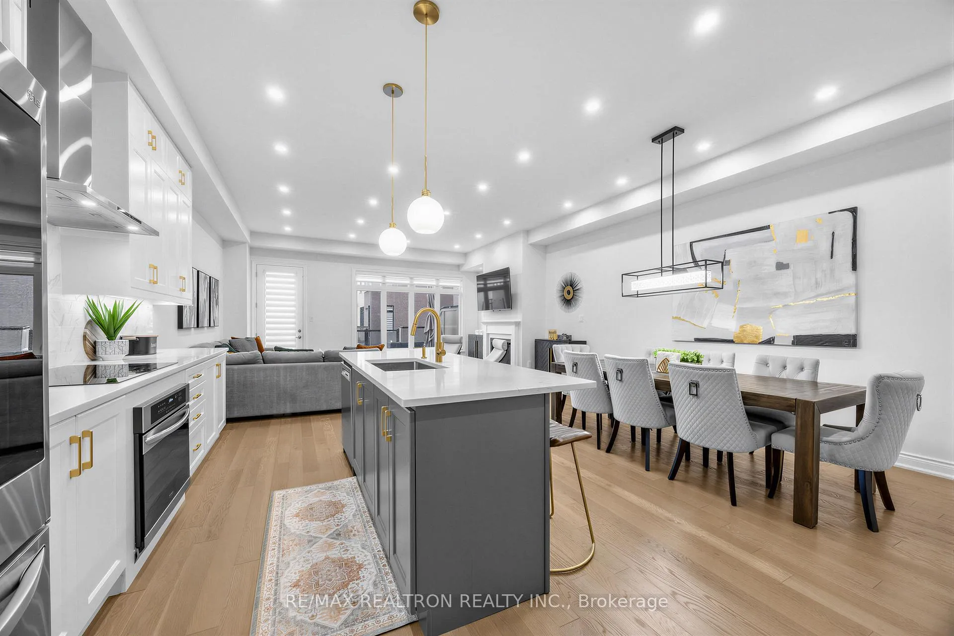 Photo 6 of 9532 Weston Road, Vaughan, Vellore Village — HOMEH