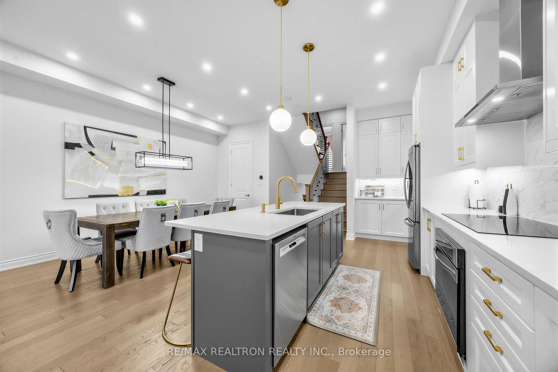 Photo 7 of 9532 Weston Road, Vaughan, Vellore Village — HOMEH
