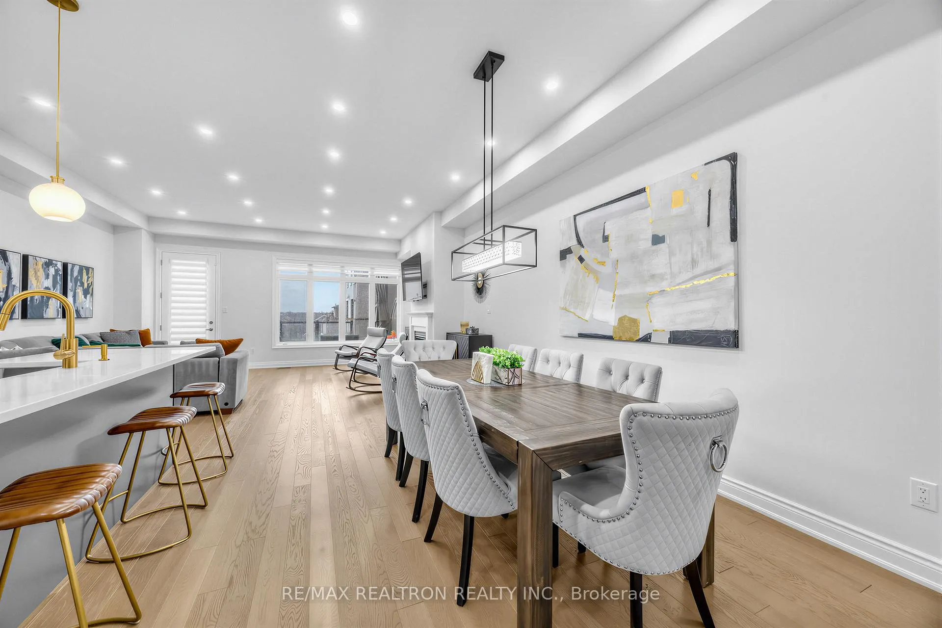 Photo 9 of 9532 Weston Road, Vaughan, Vellore Village — HOMEH