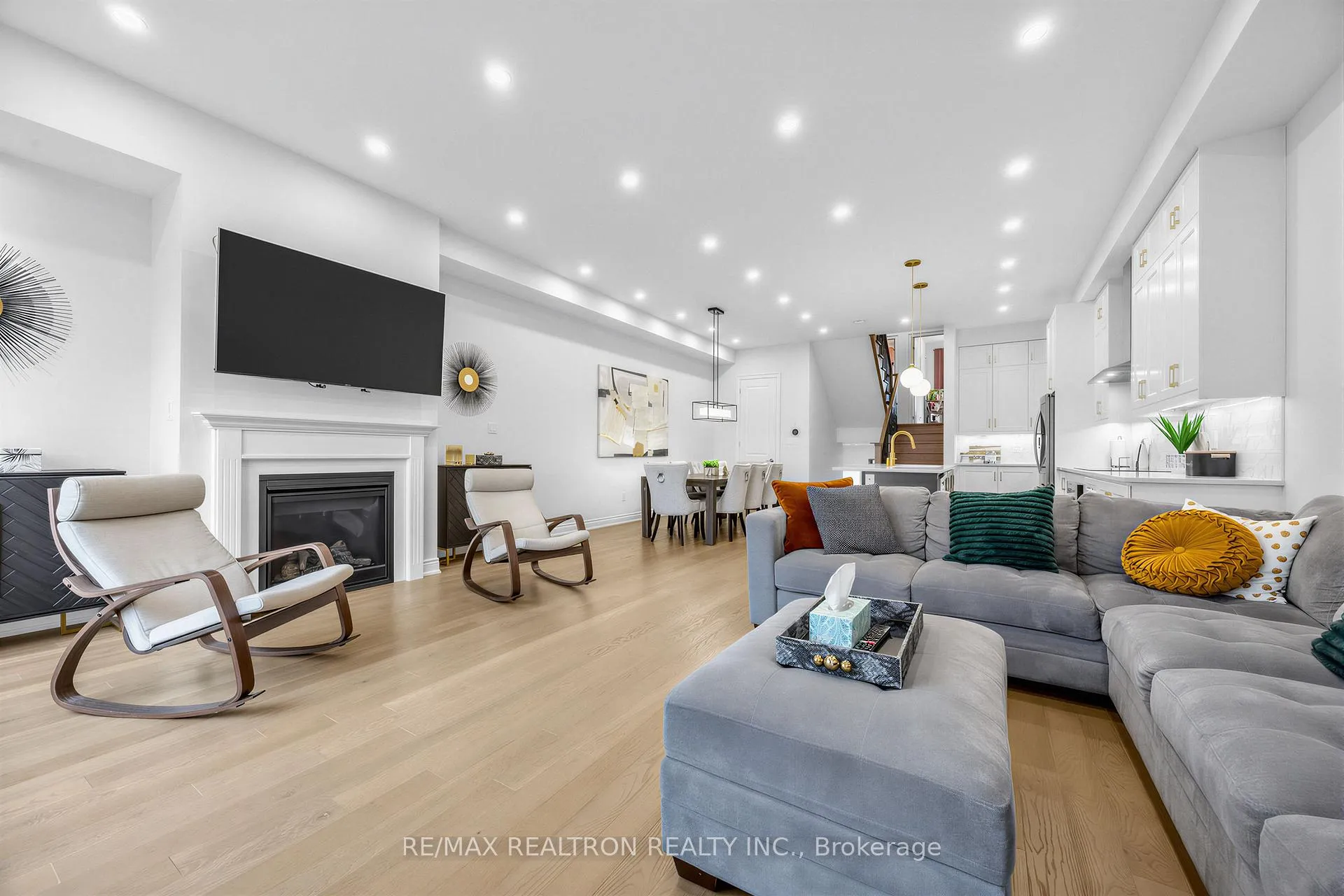Photo 14 of 9532 Weston Road, Vaughan, Vellore Village — HOMEH
