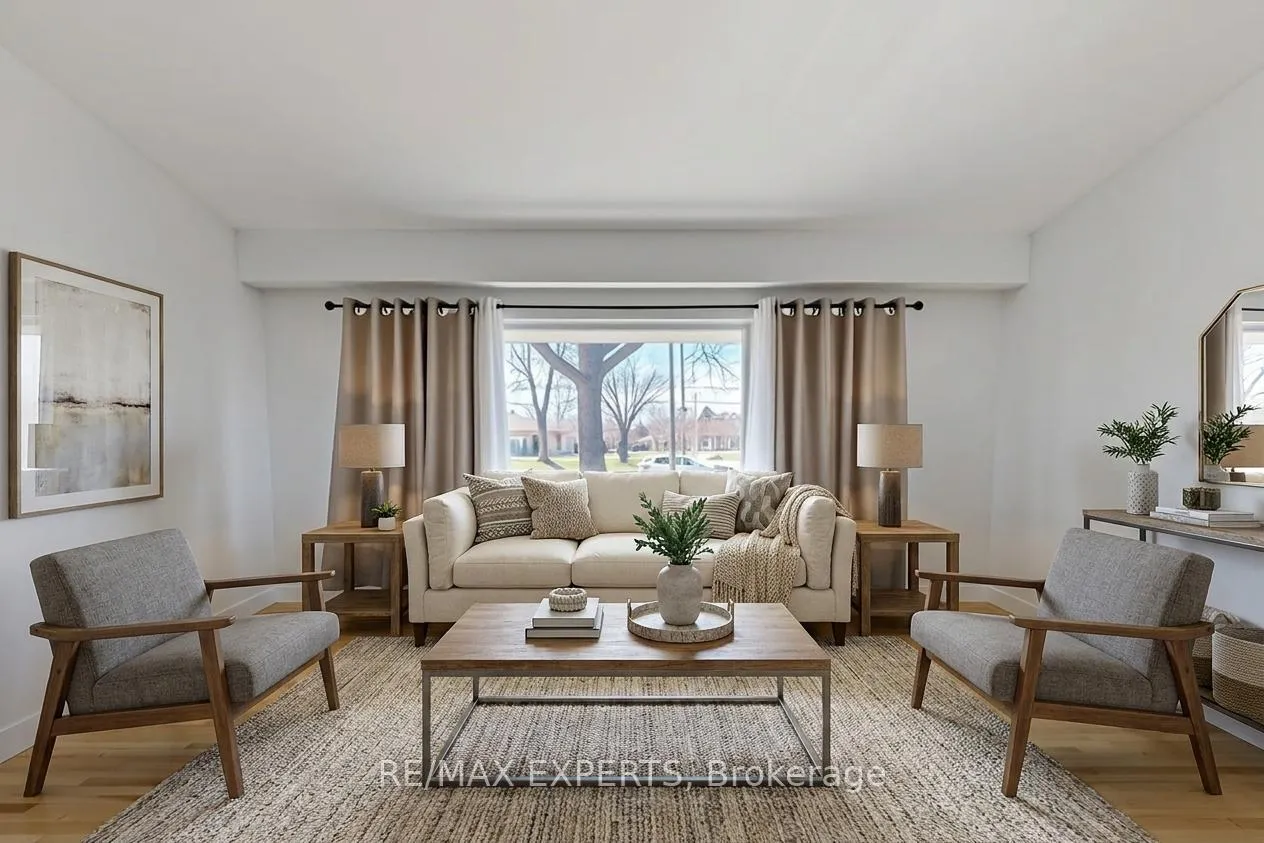 Photo 8 of 50 Goodman Crescent, Vaughan, Maple — HOMEH