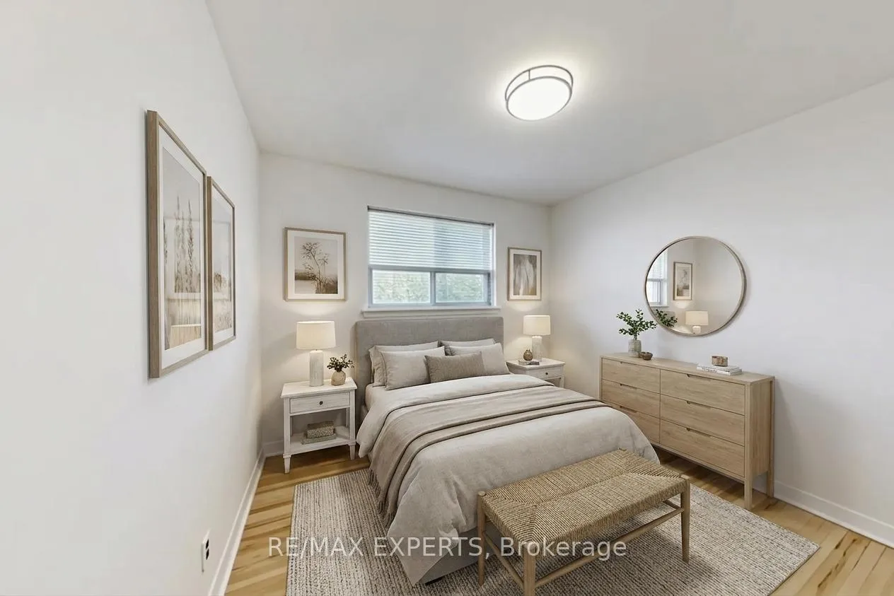 Photo 28 of 50 Goodman Crescent, Vaughan, Maple — HOMEH