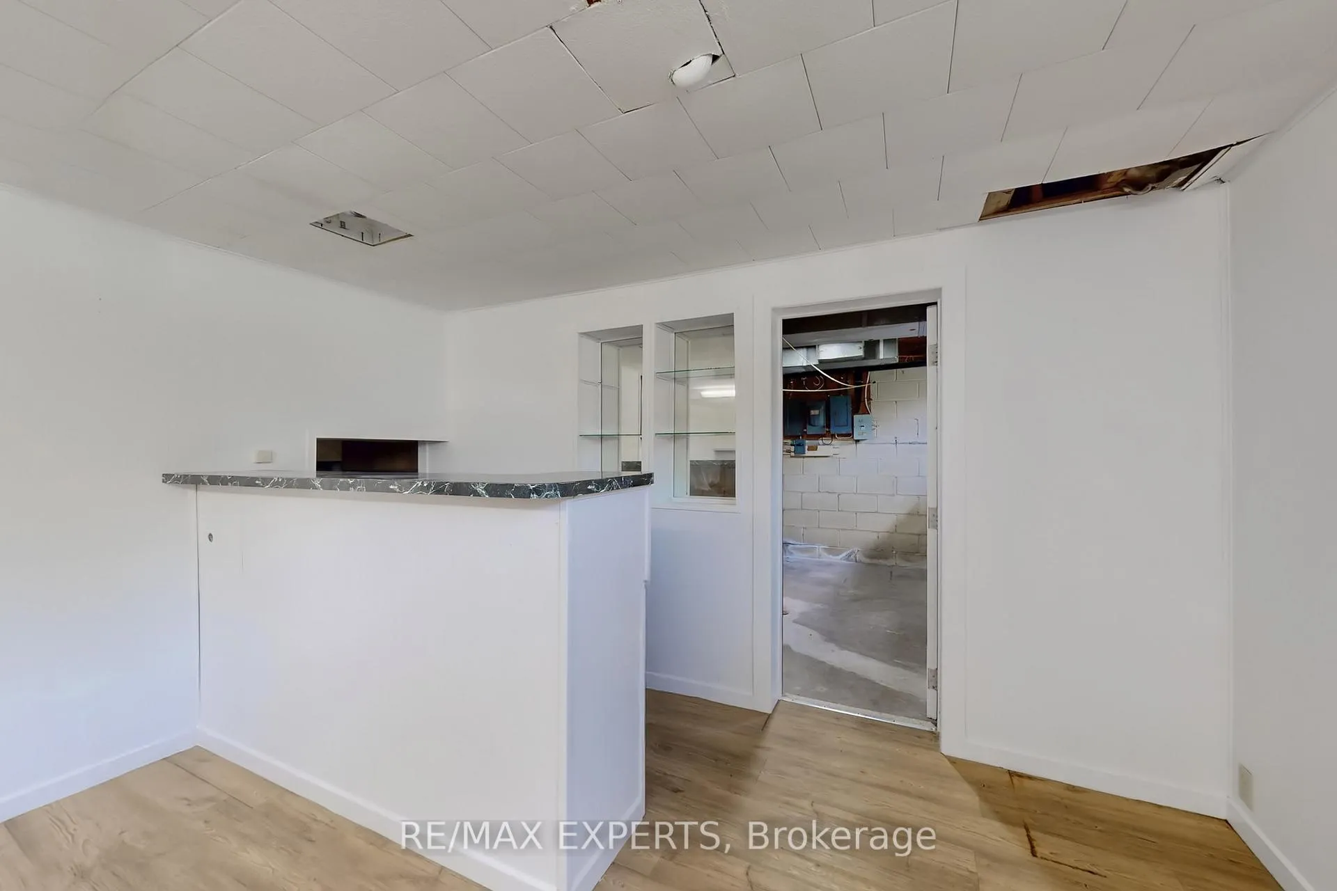 Photo 38 of 50 Goodman Crescent, Vaughan, Maple — HOMEH