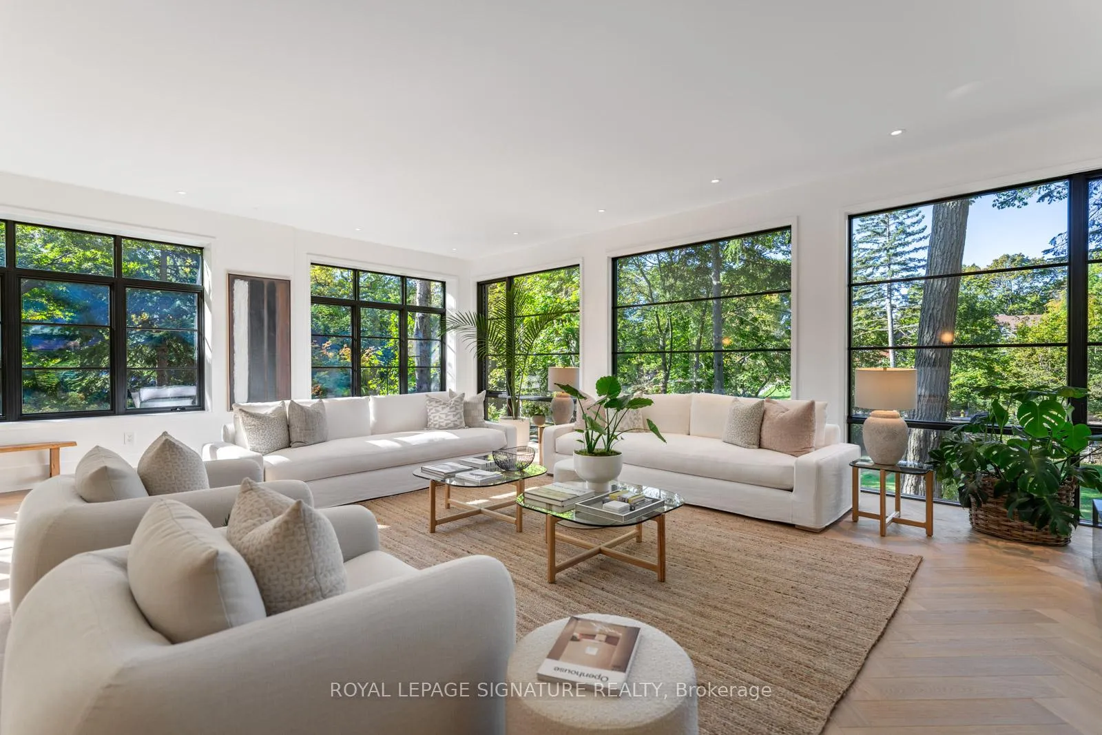 Photo 10 of 8 Crown Park Road, Toronto, The Beaches — HOMEH