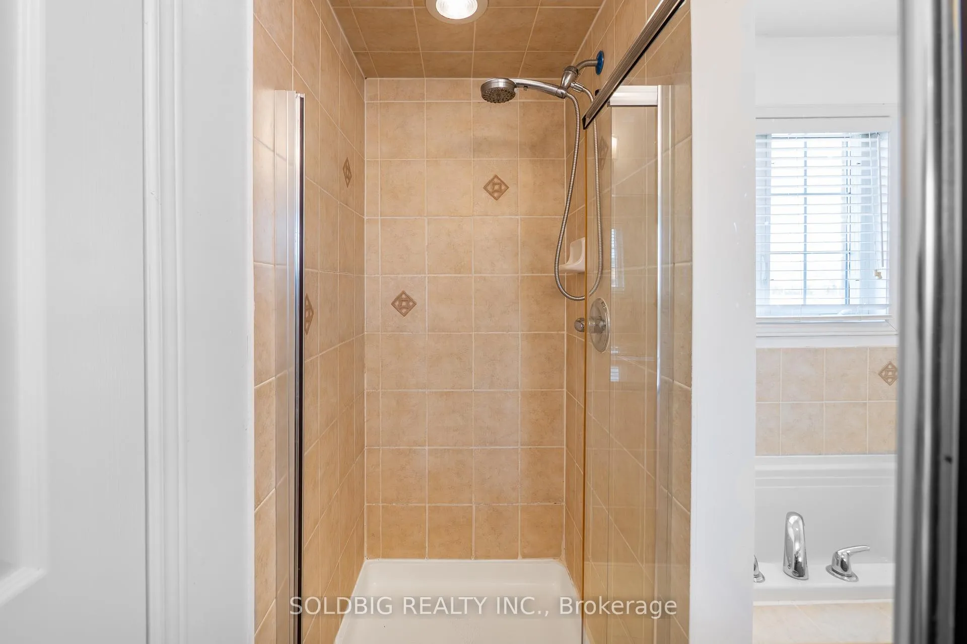 Photo 25 of 424 Chandler Crescent, Milton, Scott — HOMEH