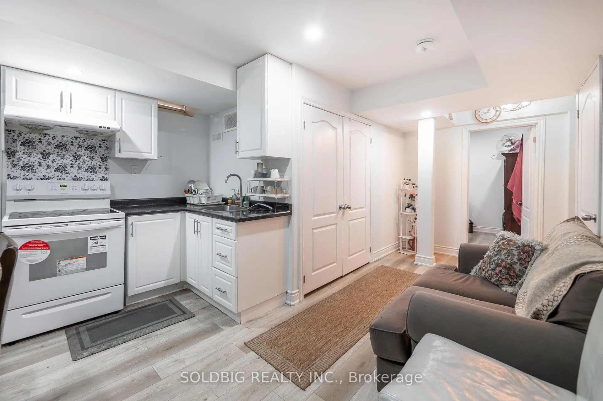 Photo 32 of 424 Chandler Crescent, Milton, Scott — HOMEH