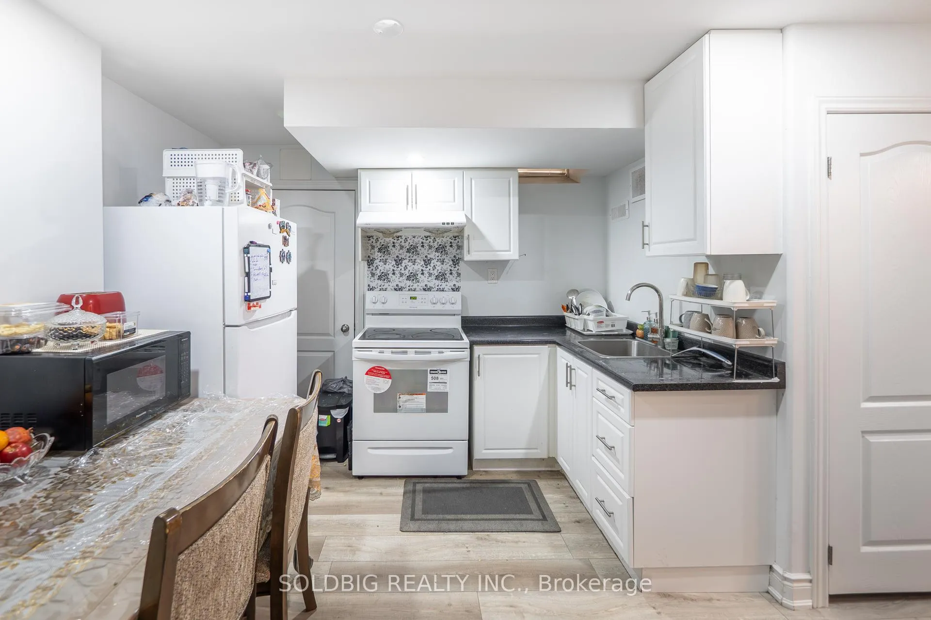 Photo 33 of 424 Chandler Crescent, Milton, Scott — HOMEH