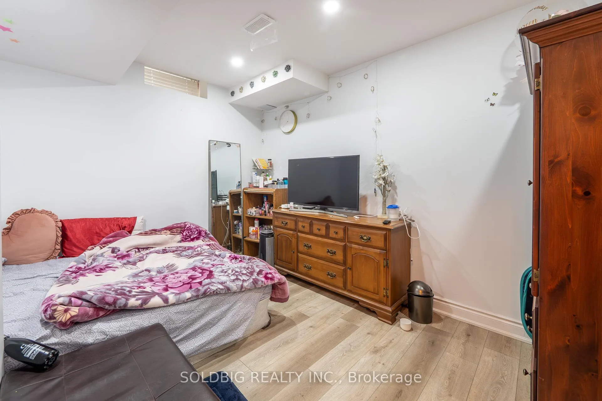Photo 36 of 424 Chandler Crescent, Milton, Scott — HOMEH