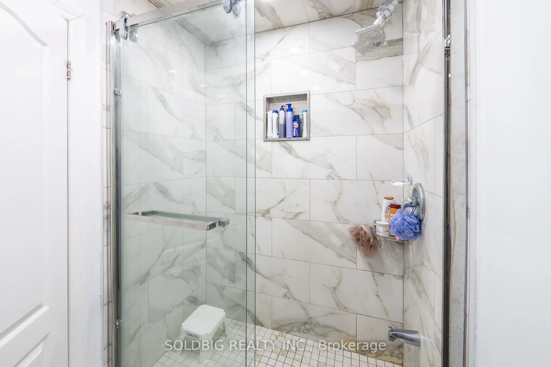 Photo 39 of 424 Chandler Crescent, Milton, Scott — HOMEH