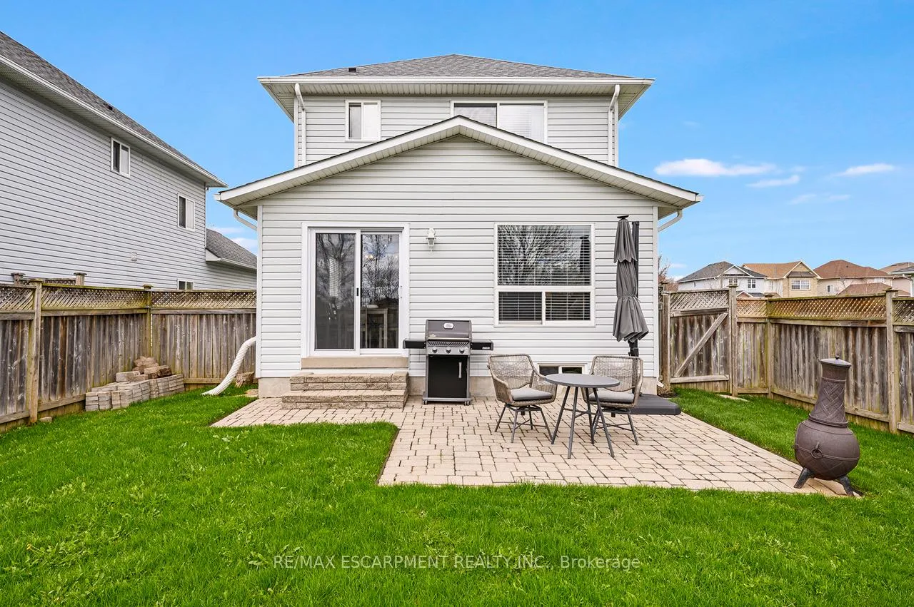 Photo 28 of 255 Hilltop Drive, North Dumfries — HOMEH