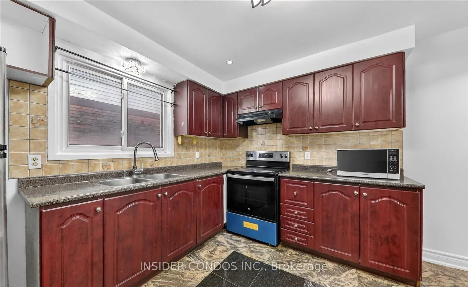 Photo 3 of Unit Upper, 2 John Stoner Drive, Scarborough, Malvern — HOMEH