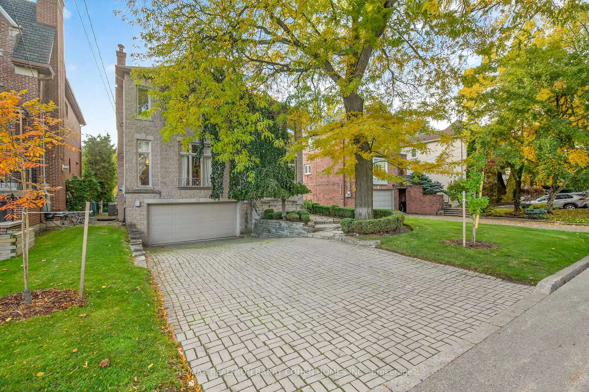 Photo 2 of 471 Cranbrooke Avenue, Toronto, Bedford Park-Nortown — HOMEH